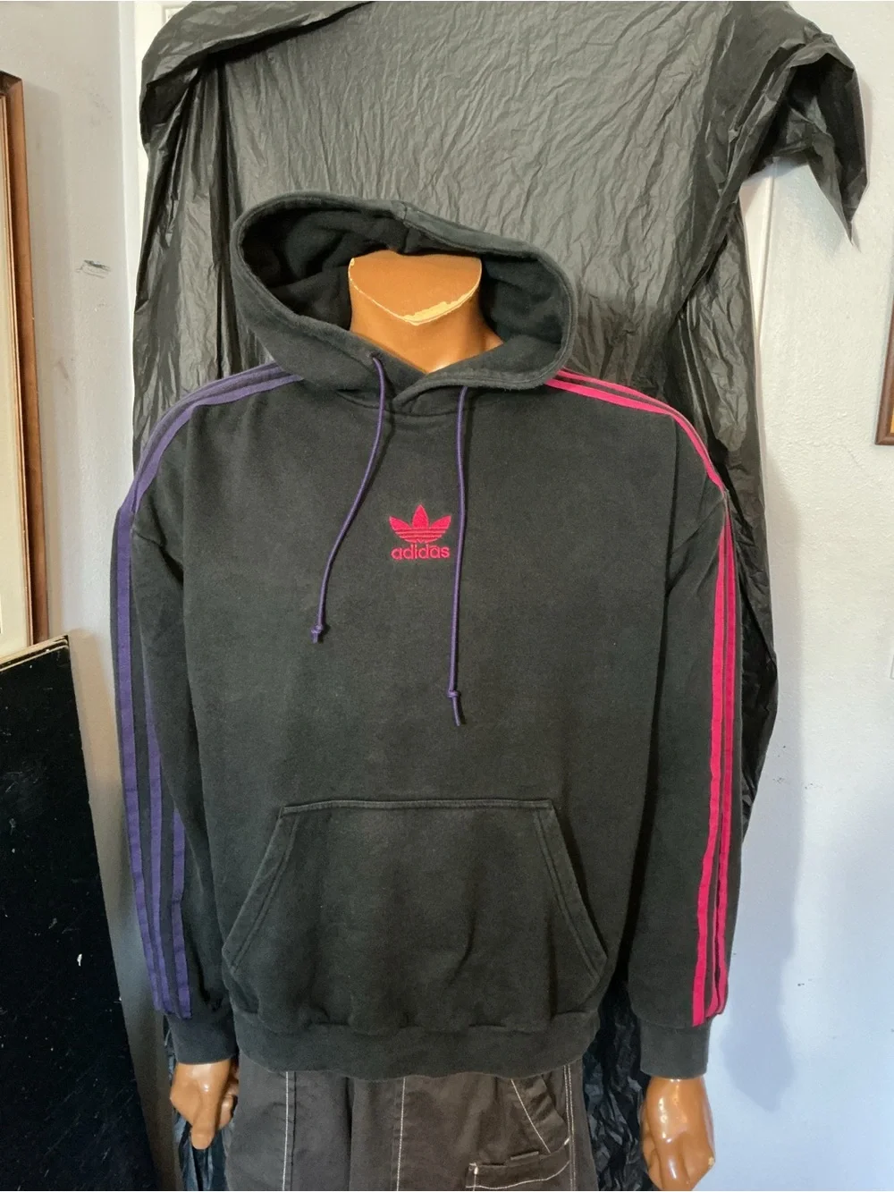 $110 Adidas Originals Embroidered Trefoil 3 Stripes Black Pullover Hoodie